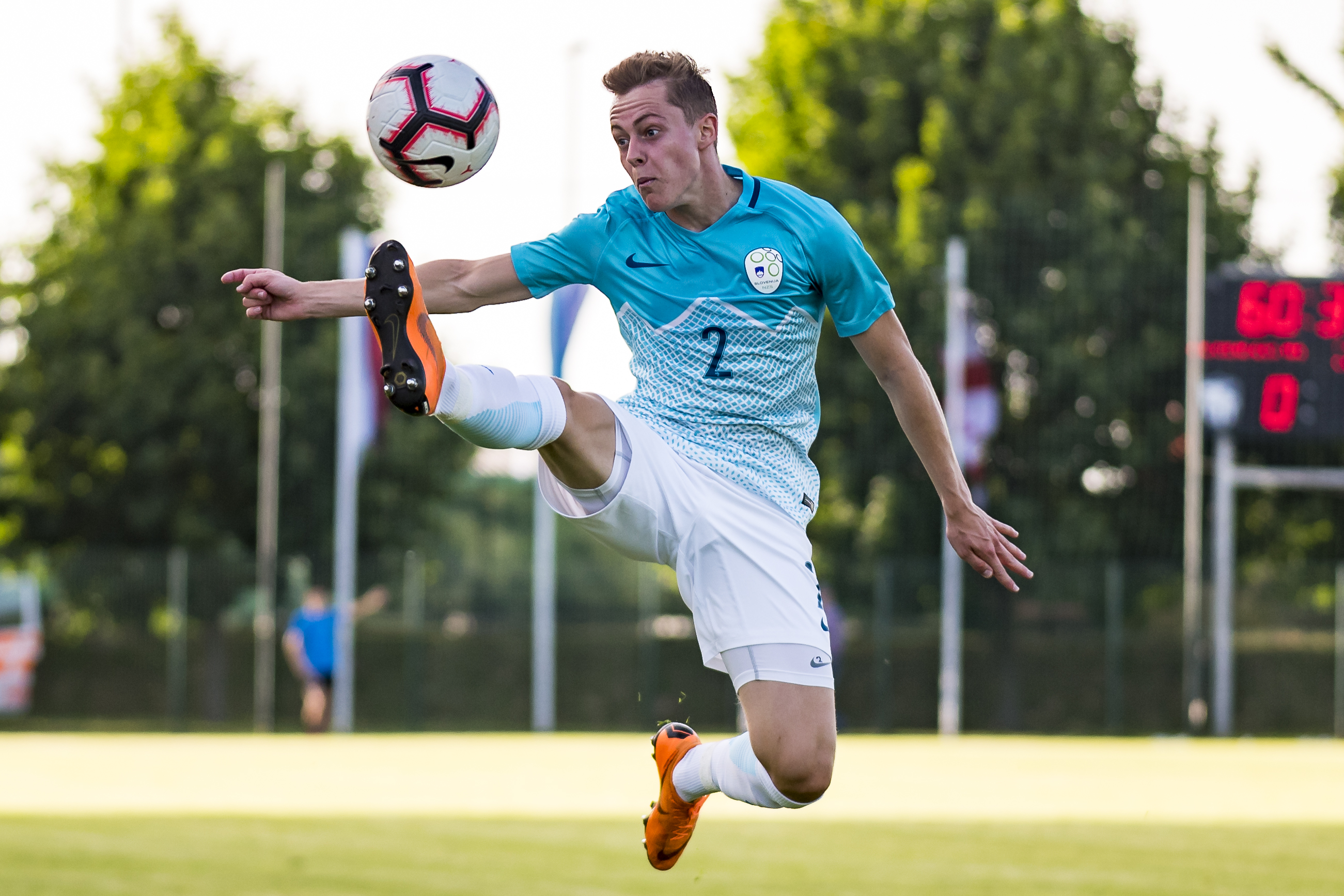 Enajstmetrovka Žan Rogelj