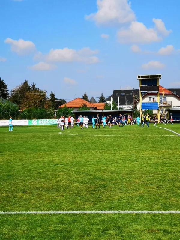 0-02-05-3efe7bd0a5c28a93558c69fd2611ec99b83819f3de76d93cc6afbf568ce261f4_5b4819fd.jpg