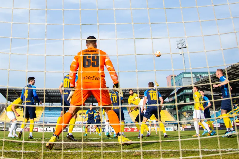 prva_liga_celje-bravo_033_230222_LV.jpg