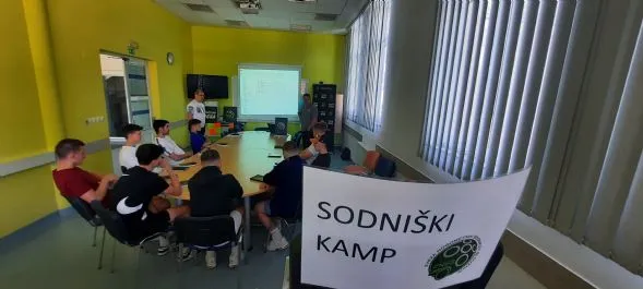 20230527_091818_small.jpg