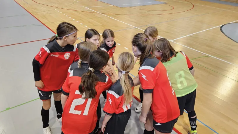 1960FestivalZenskeganogometa07.jpg