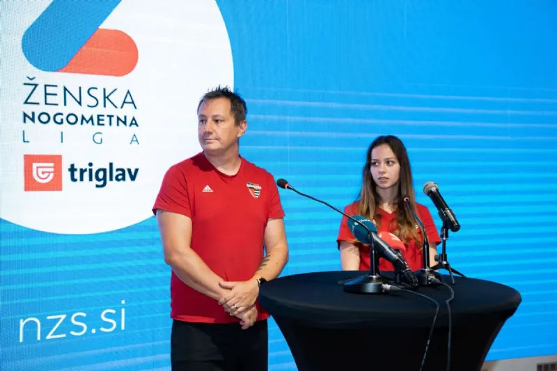 1960SZNLNovinarska konferenca 09_normal.jpg