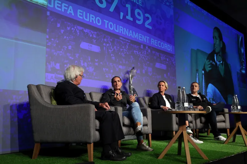 1960 Uefa konferenca selektorjev 01.jpg