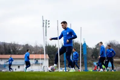 1705341697-074-trening-reprezentanca-240115-lv-1705341526438_small.jpg