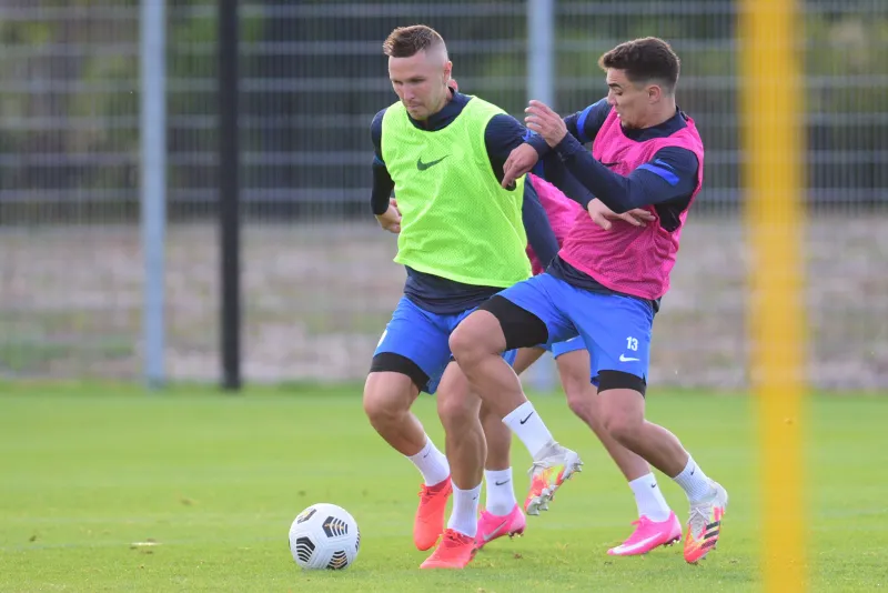 MME_2367-(ZF-10098-88236-1-001).jpg