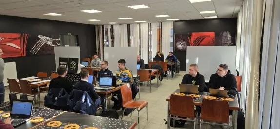 IMG-ce65446f854a81c6c97b917e0b9ab094-V (1)_small.jpg