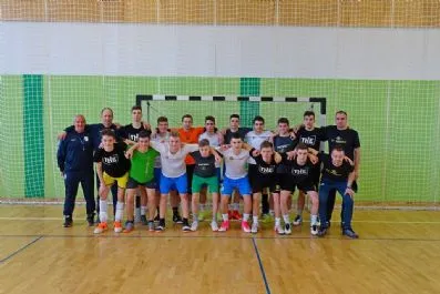 1960NZSFutsalCenterU17Zahod_small.jpg