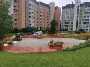 Zacetek del-igrisce Park Jojo Igor-Ilicic_small.jpg