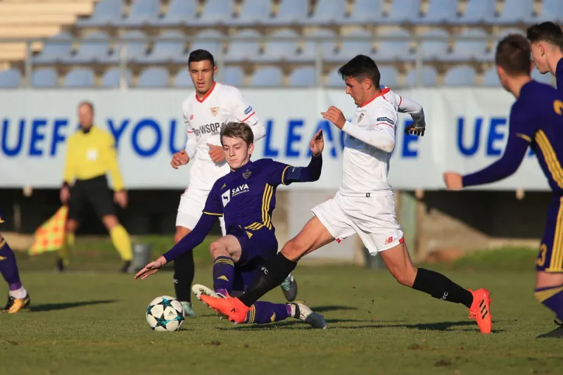 nog-mb-sevilla---9239 dw-(ZF-10251-87644-1-003)_normal.jpg