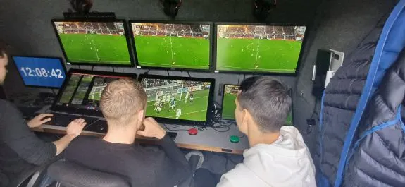 1000020077_small.jpg