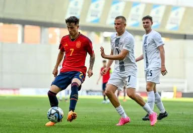 Spain v Slovenia - UEFA European Under-17 Championship Finals 2023 (3)_small.jpg