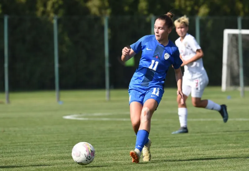 WU15SLORUS04_normal.jpg