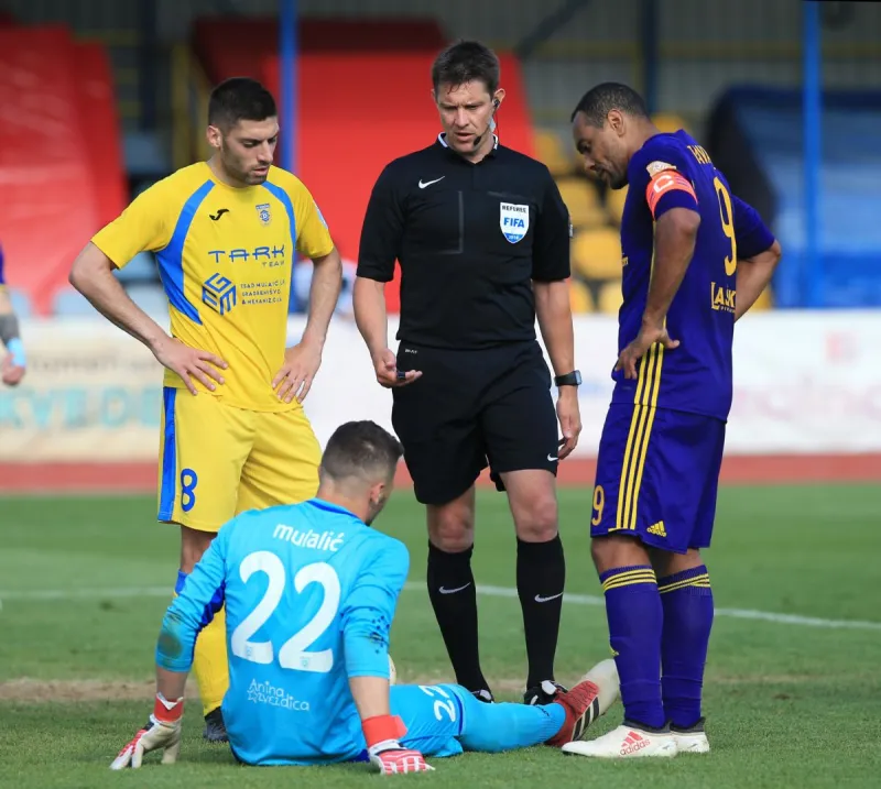1664315772-nog-domzale-maribor-3336-dw_normal.jpg