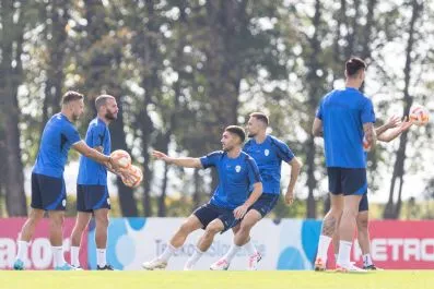 1697108242-034-trening-reprezentanca-231012-lv-1697108192576_small.jpg