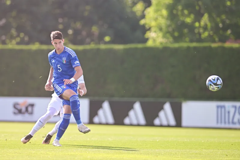 MM1_7907-min.JPG