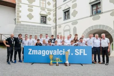 19601SFLDobovecPrvak04_small.jpg
