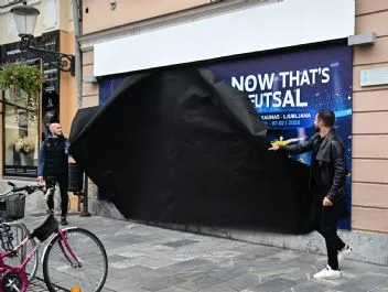 futsal6_small.jpg
