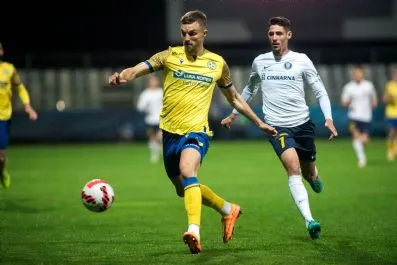 DSC_4386-(ZF-7500-58595-1-004)_small.jpg
