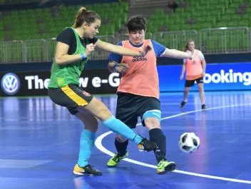 0-02-04-de607f586837fa580974c253ee37b9150c3e0034f9f658e5cc9028b90c14d455_full_small.jpg