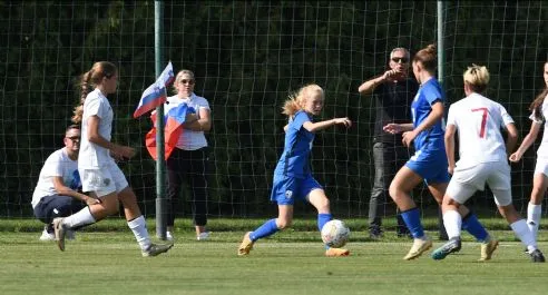 WU15SLORUS03_small.jpg