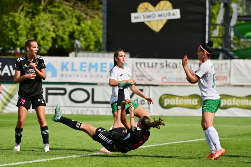 1960SZNLZNK Mura ZNK Olimpija01.jpg