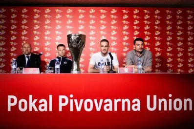 040_pokal_tiskovna_230504_LV_small.jpg