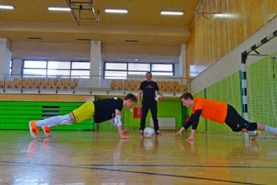 1960NZSFutsalCenter06_small.jpg