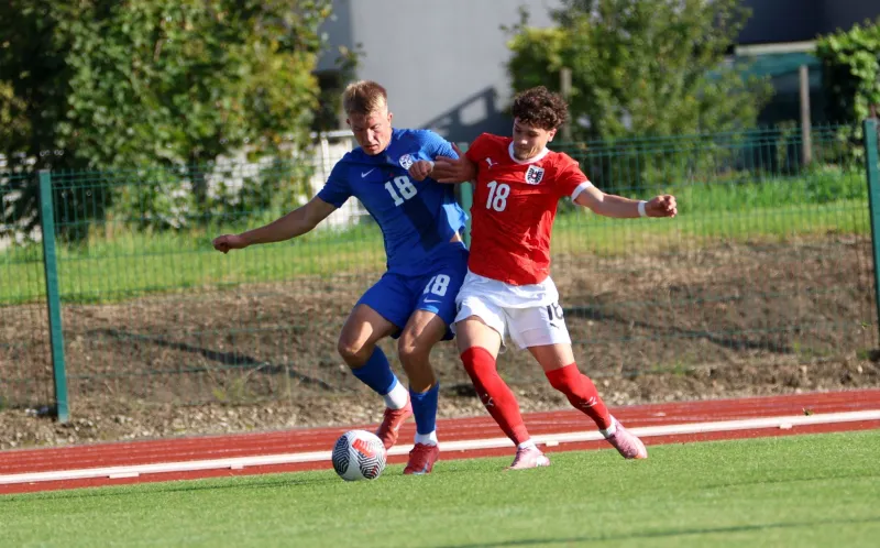 1960U19SLOAVT07.jpg
