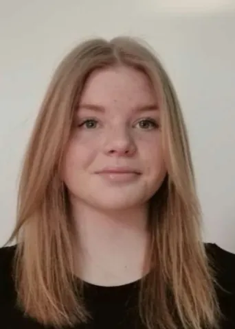 Klara Oprešnik