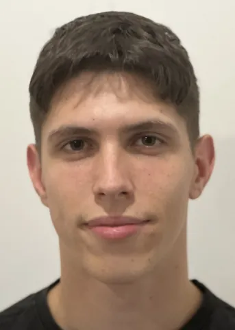 Aron Petkovšek